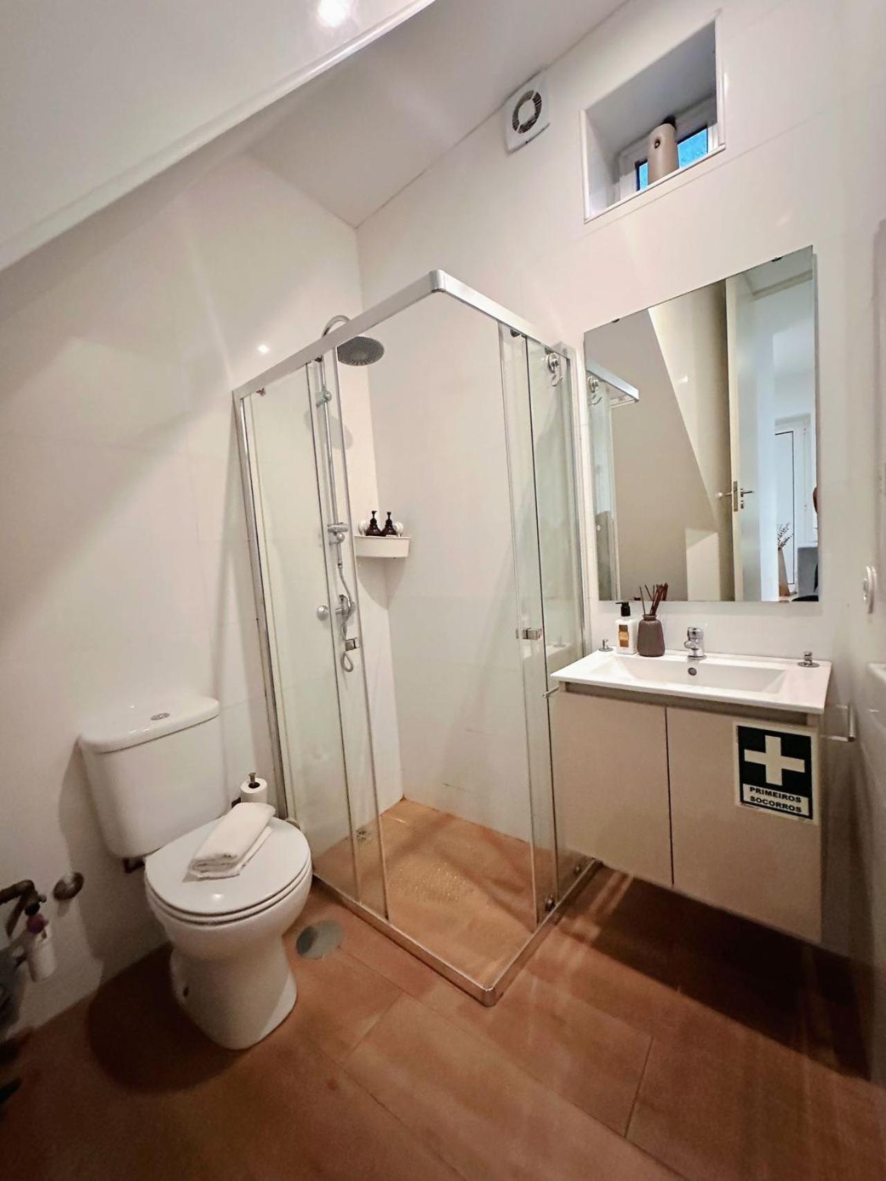 Downtown A Whole House Duplex Designed For Remote Work And Near Metro Lapa Hotel Porto Kültér fotó